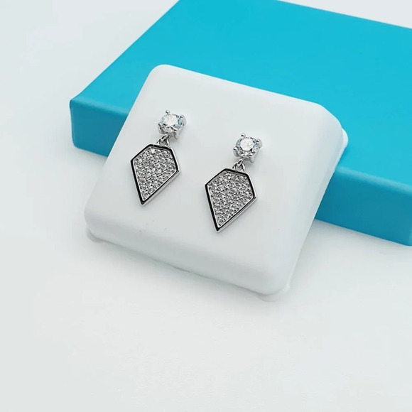 - "925 Sterling Silver CZ Beautiful Earrings for Women, 1USPAR4153 - Picture 10 of 11